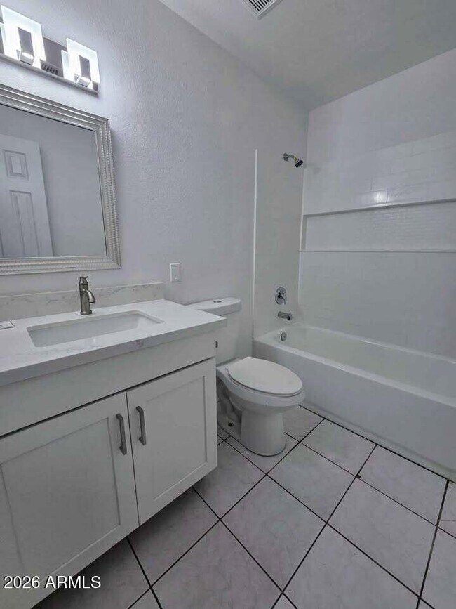 Foto del edificio - 4012 Carver Rd