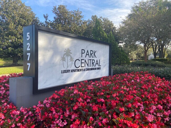 Building Photo - Upgraded 2BD/2BA Condo in Park Central Com...