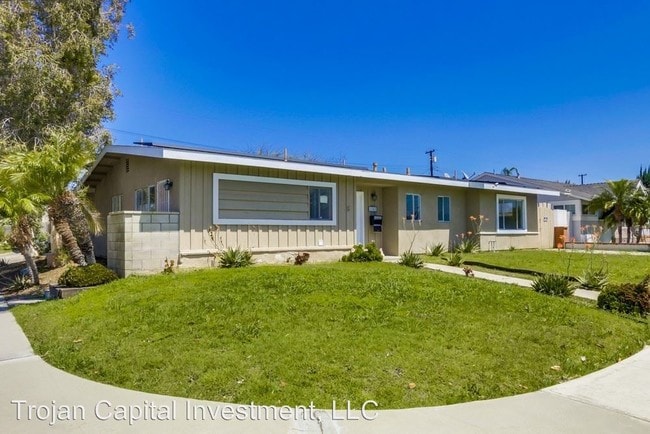 Building Photo - 3 br, 2 bath House - 1353 West Maxzim Avenue
