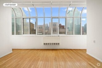 Building Photo - 310 E 46th St