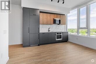 Building Photo - 689-PH689 The Queensway