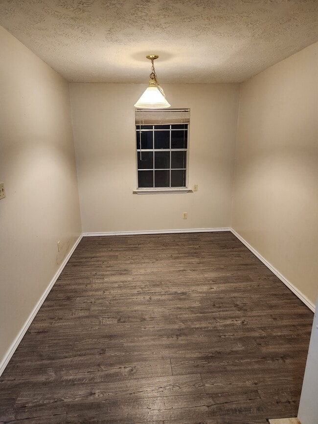 Dining Room - 17826 Shadow Valley Dr