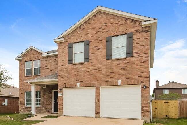 Building Photo - 2026 Gardenia Dr