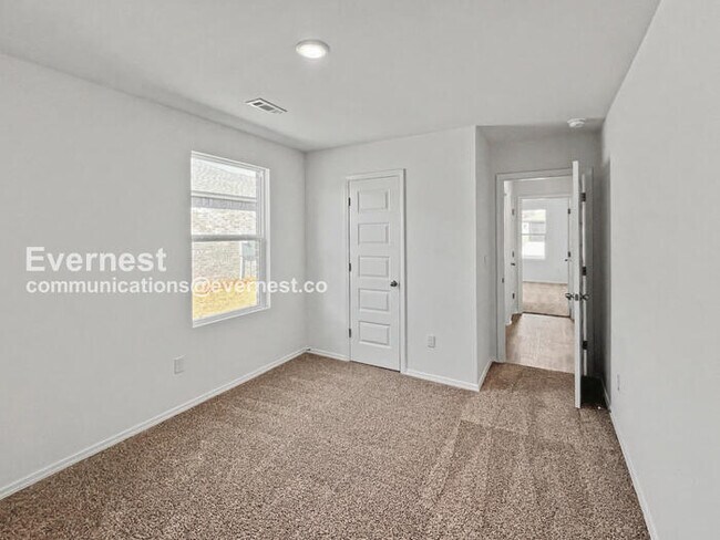 Foto del edificio - 106 E Sunbelt Ct