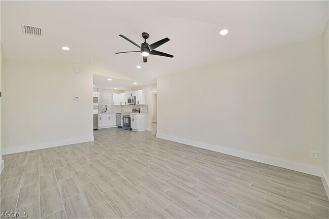 Foto del edificio - 4735 28th St SW