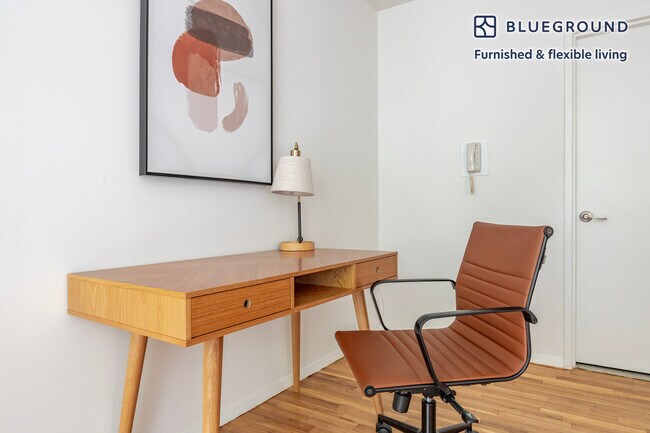 Foto del edificio - 434 W 19th St