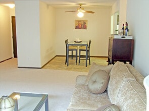 Interior Photo - CEDAR RIDGE APARTMENT HOMES