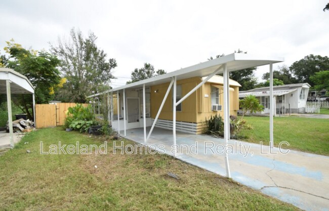 Foto del edificio - 3306 Peachtree Hill Rd