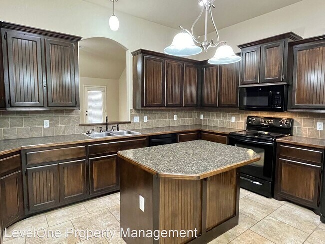 Foto del edificio - 3 br, 2 bath House - 1908 NE 31st Street