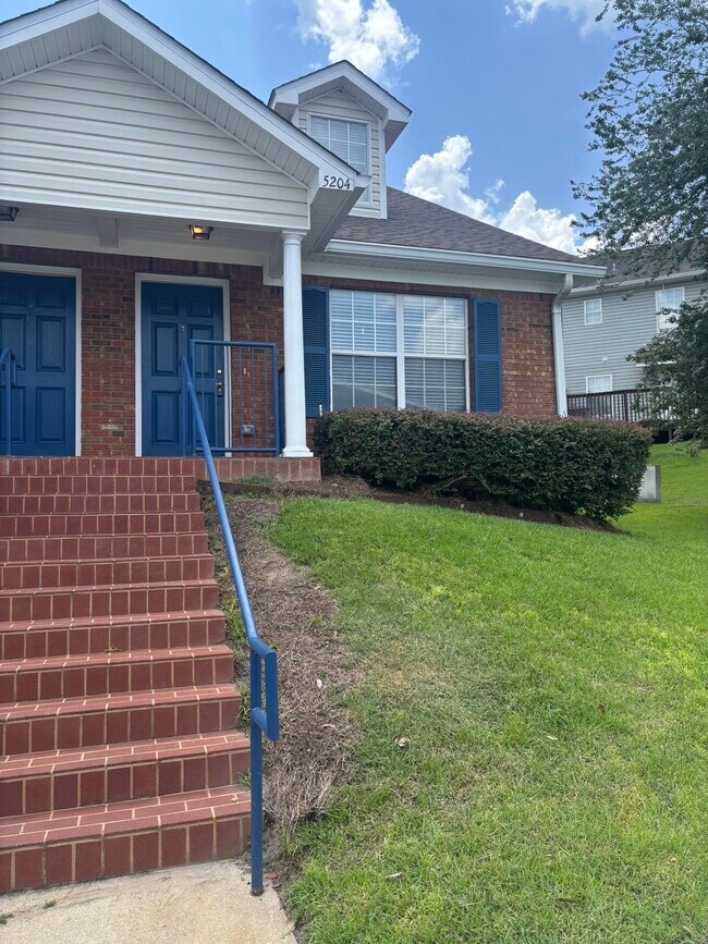 Building Photo - 4434 Gearhart Rd