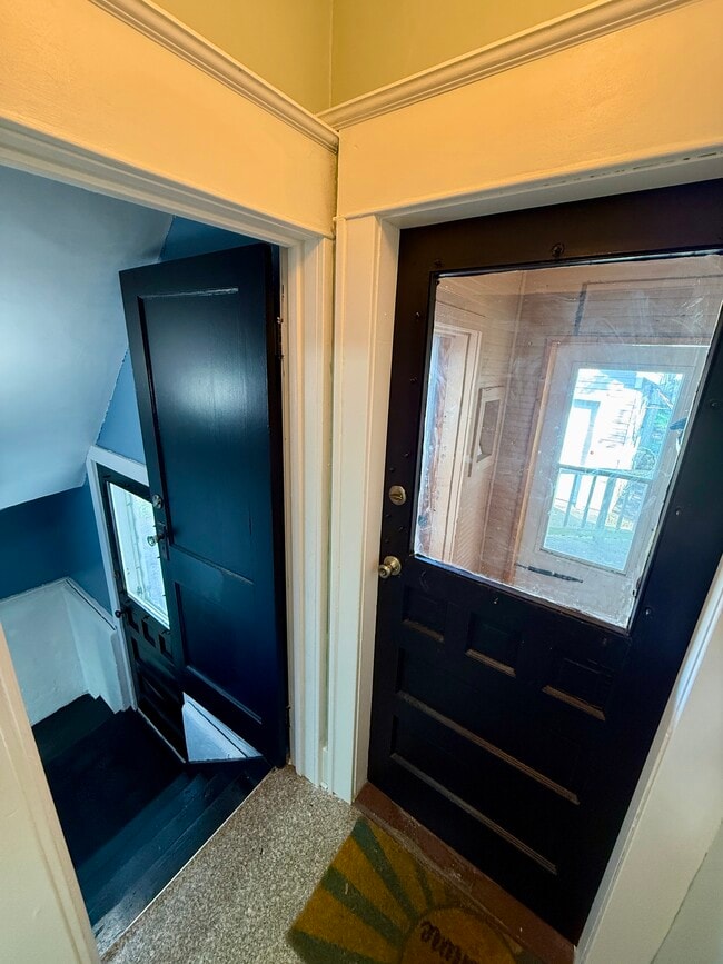 hallway leading to basement - 1005 Kellogg Ave