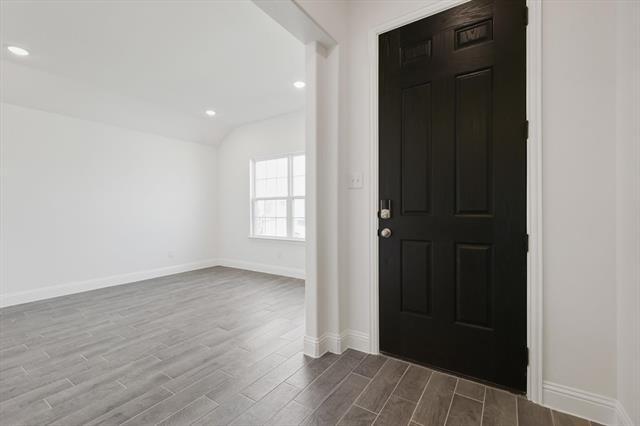 Building Photo - 517 Amenduni Ln