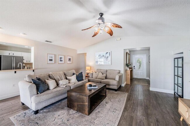 Building Photo - 106 Winston Manor Cir