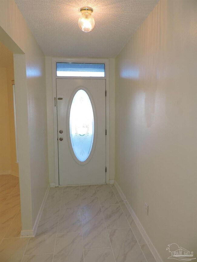 Building Photo - 1913 Gulf Bay Ln