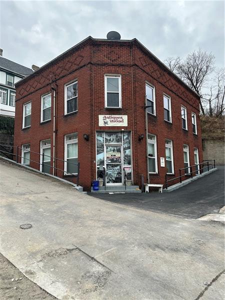 Foto principal - 200 Bank St