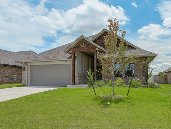 Foto del edificio - Brand New home In Azalea!