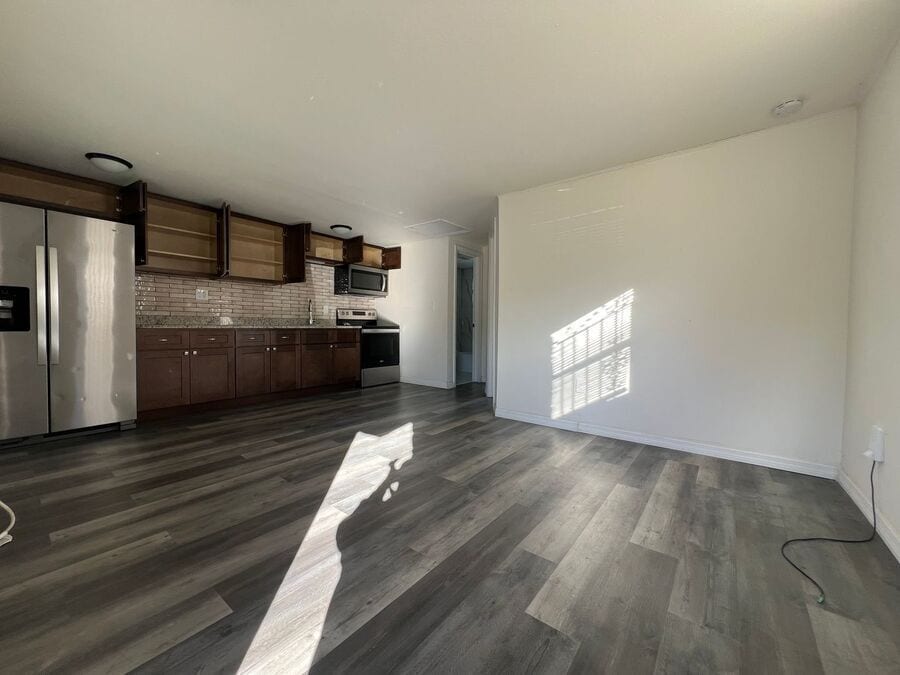 Building Photo - 9318 Grandfield-A