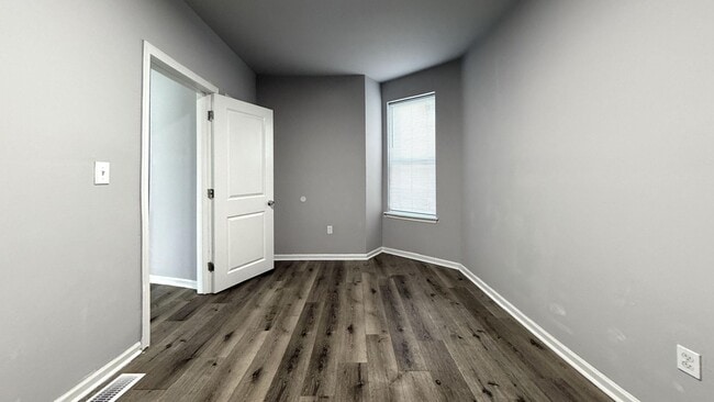 Building Photo - 5820 Belmar St