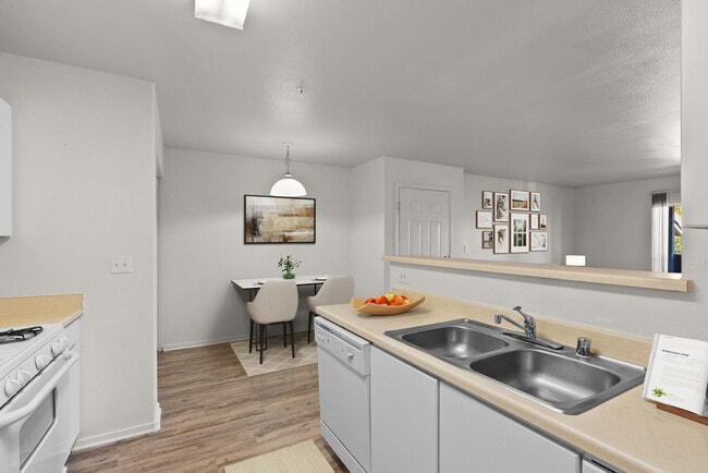 Building Photo - Zephyr Pointe