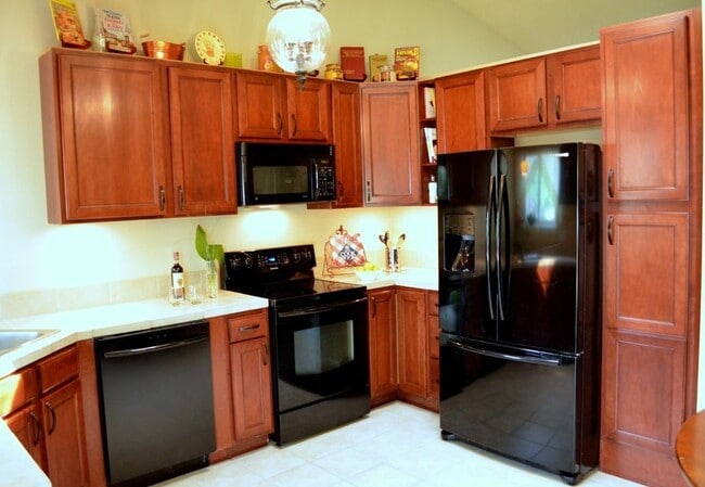 Foto del edificio - Elegant 4 BD/2.5 BA Home