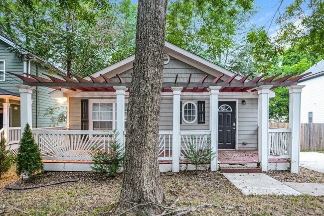 Building Photo - 1315 Dorsey St SW