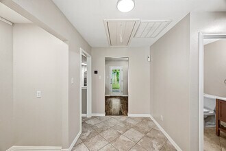 Building Photo - 3602 Sweet Gum