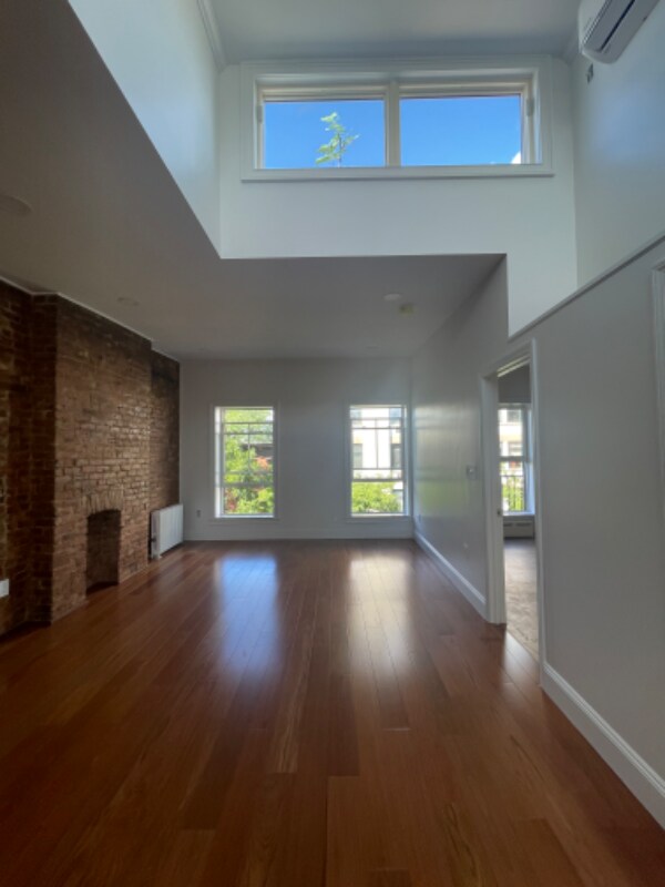 198 Sackett St, Brooklyn, NY 11231 Room for Rent in Brooklyn, NY