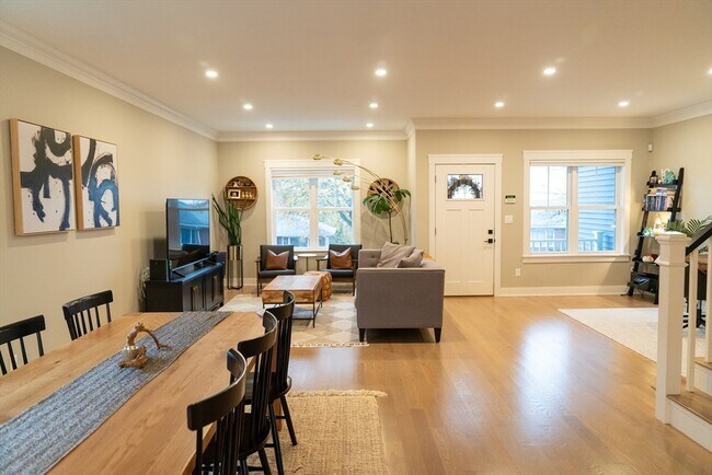 Foto del edificio - 279 Suffolk Ave