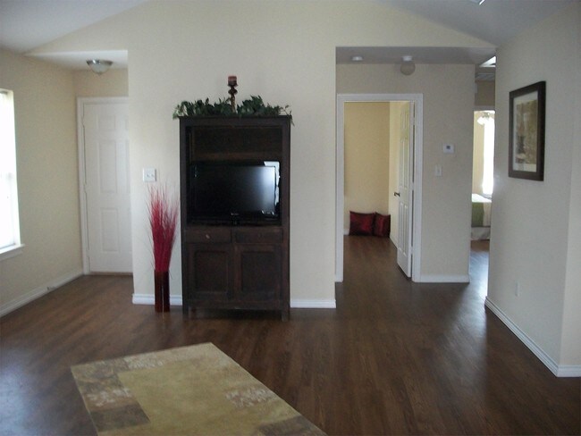 Foto del edificio - 15540 County Rd 1148