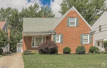 Building Photo - 2048 Campus Rd
