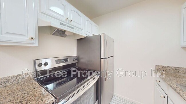 Foto del edificio - 406 Van Buren Ave