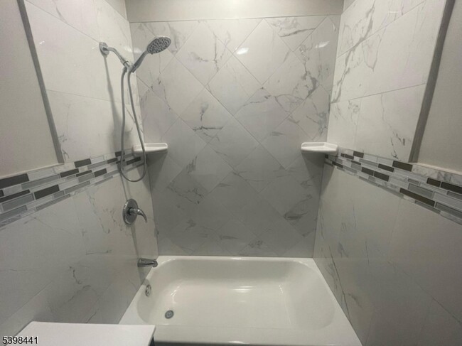 Building Photo - 160 12th Ave