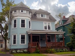 Building Photo - 108 Avondale Pl
