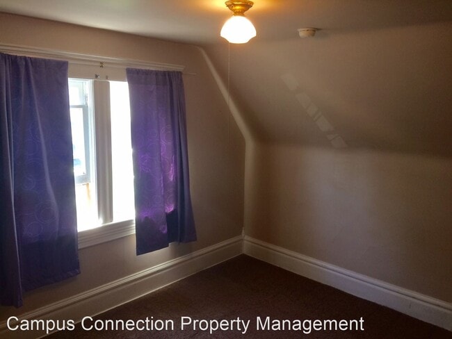 Building Photo - 2 br, 1 bath House - 276 West 12th Upper