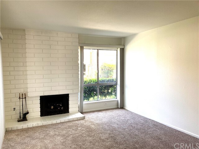 Foto del edificio - 14302 Baker St