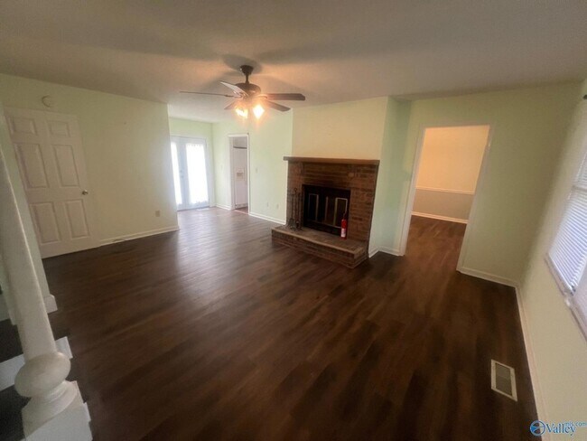 Foto del edificio - 106 January Blvd