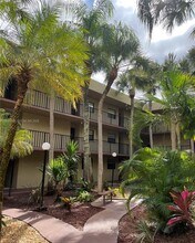 Building Photo - 10835 SW 112th Ave