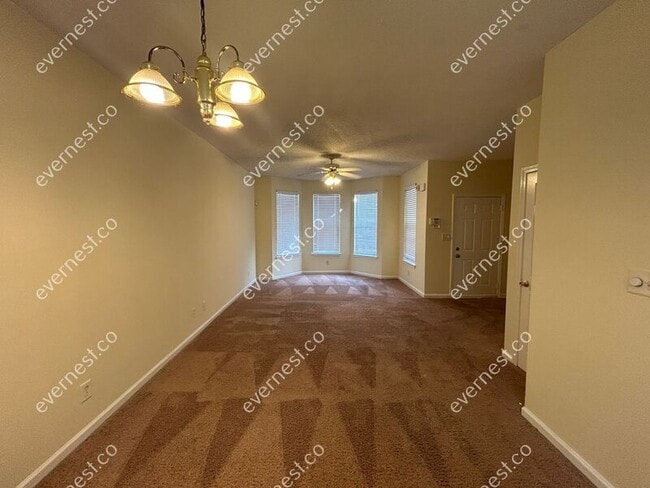 Building Photo - 6699 Sunset Hills Blvd