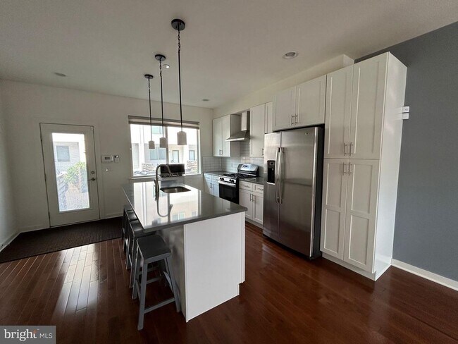 Foto del edificio - 2630 Livingston St