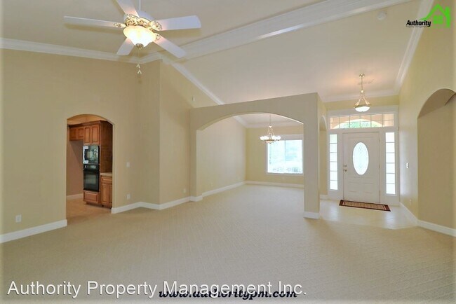 Building Photo - 3 br, 2 bath House - 1084 Rollingview Drive