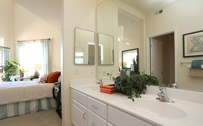 Foto del edificio - 5305 Toscana Way