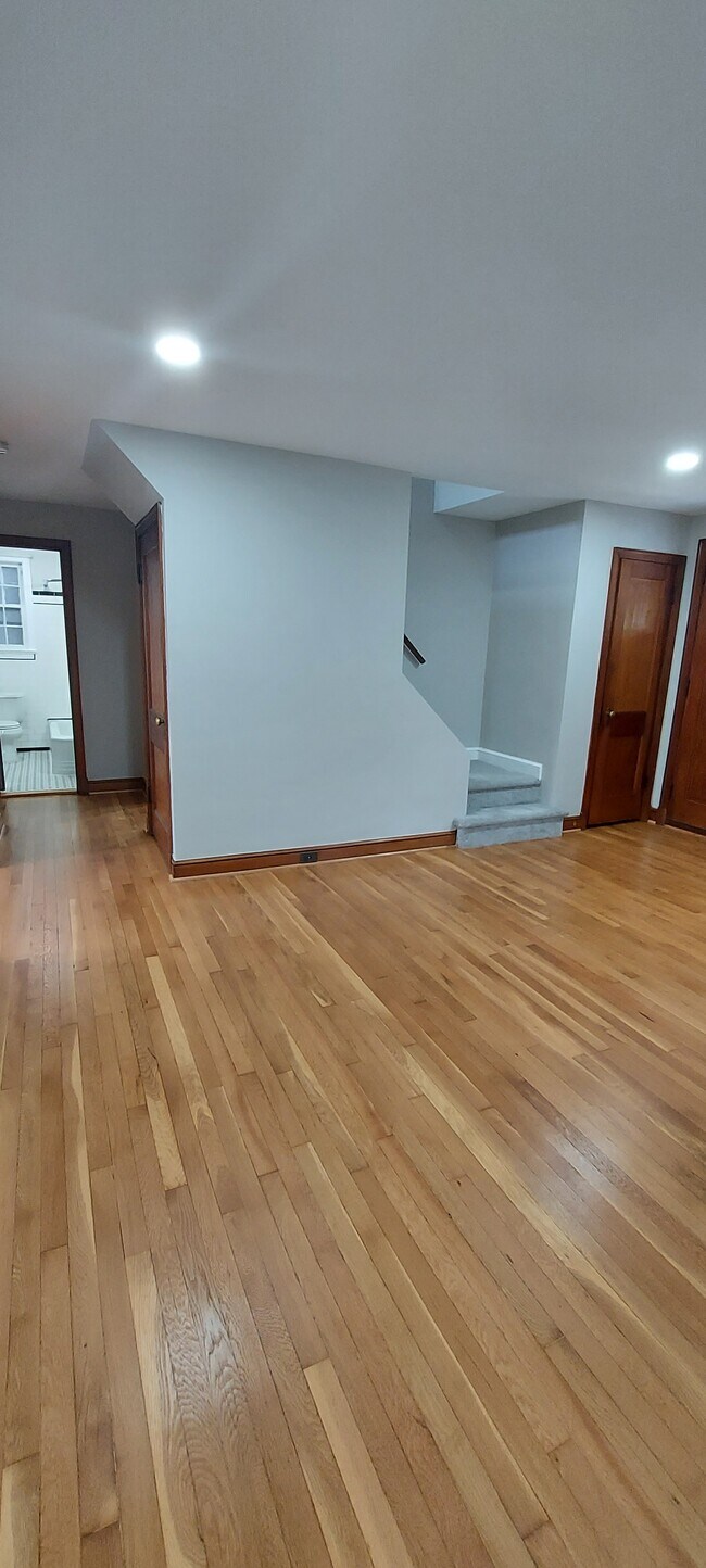 Foto del edificio - 3704 Jefferson St