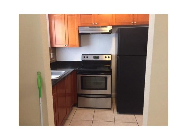 Foto del edificio - 4251 NW 5th St