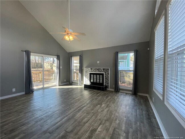 Building Photo - 5713 Waterwood Dr