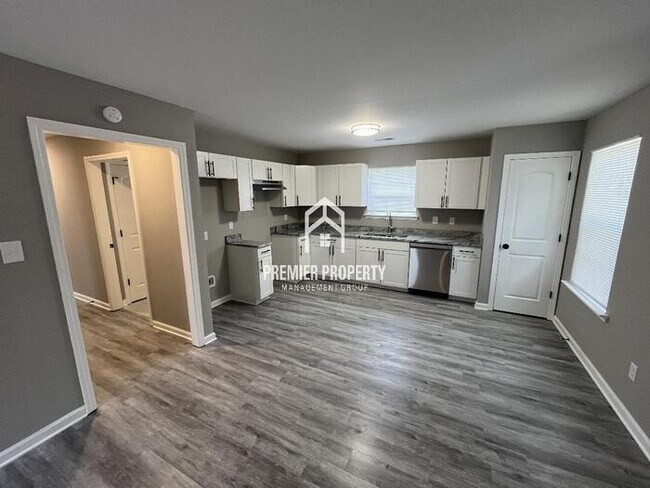 Foto del edificio - 3418 Rosecreek Cove