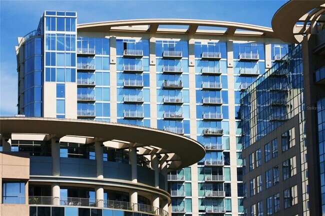 Foto del edificio - 155 S Court Ave