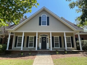 Building Photo - 31072 Oakleigh Dr