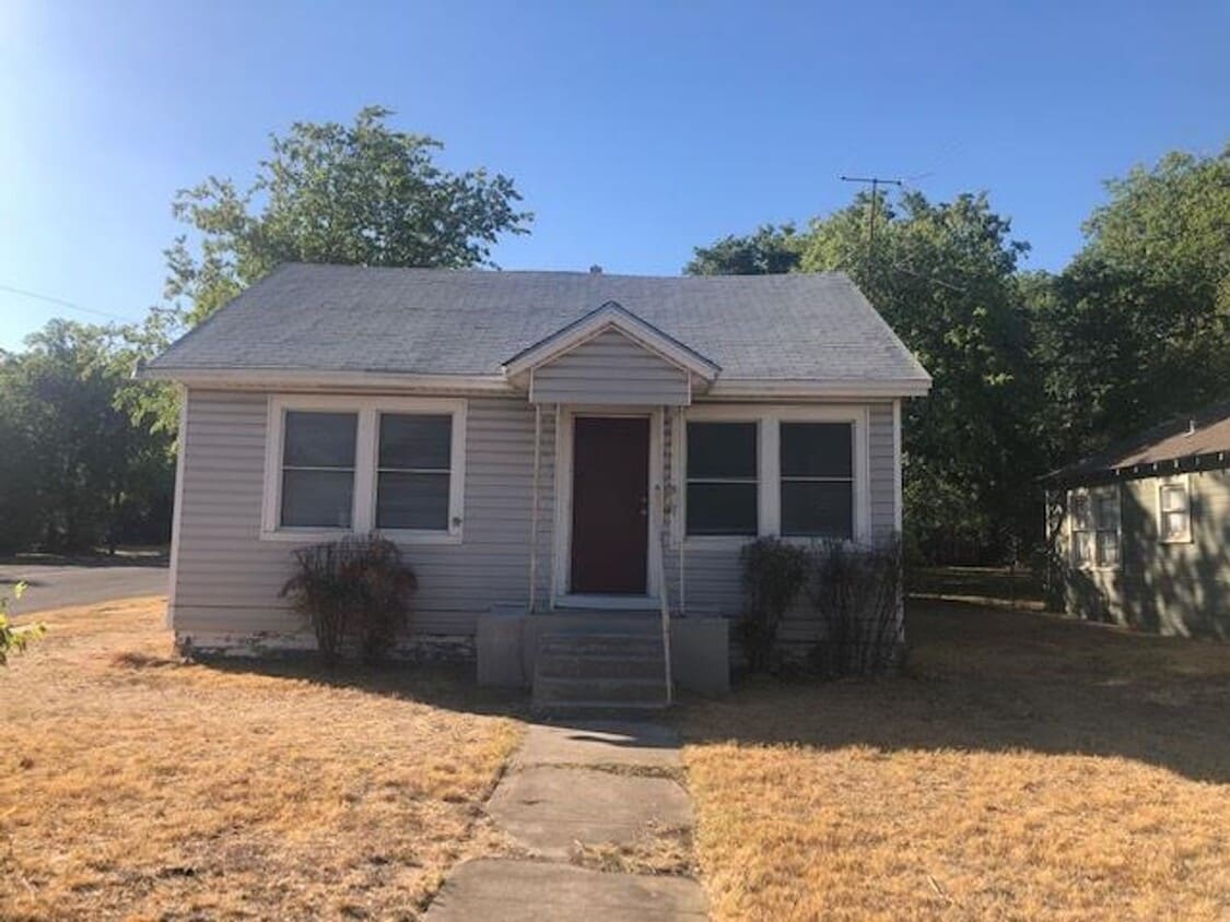 Primary Photo - 2727 Lasker Ave