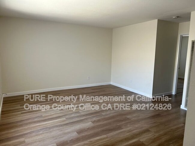 Building Photo - 16942 Hoskins Lane