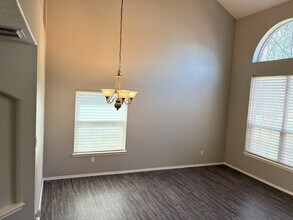 Building Photo - 12402 Ravens Chase Ln